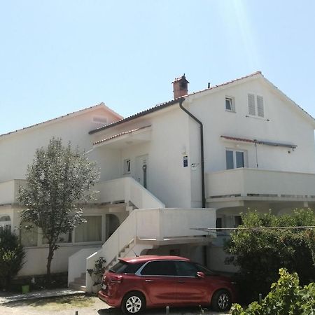Apartmani Ana I Predrag Lopar Exterior photo